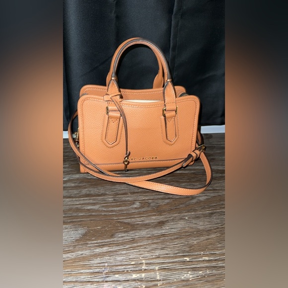 Marc Jacobs Handbags - Marc Jacobs Leather Drifter Convertible Satchel
Crossbody Shoulder Bag Small EUC